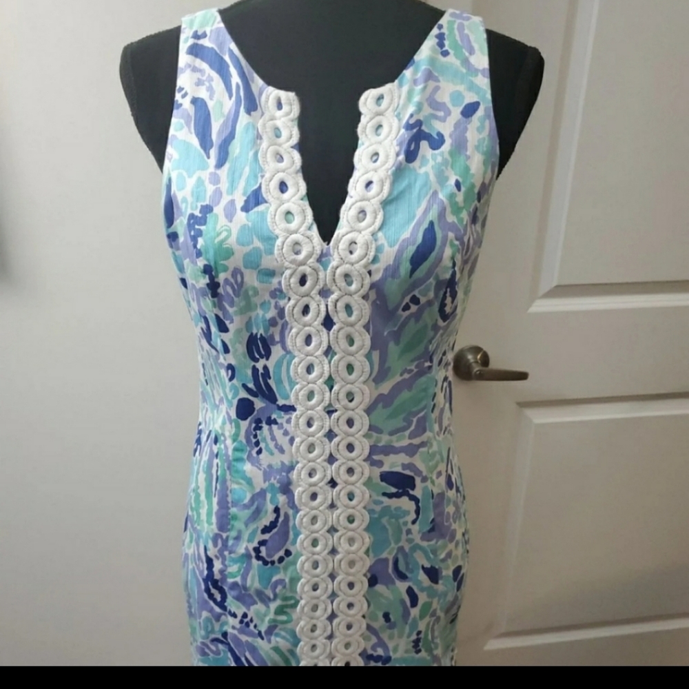 Lilly Pulitzer Shift Dress woth Embroidered Detail